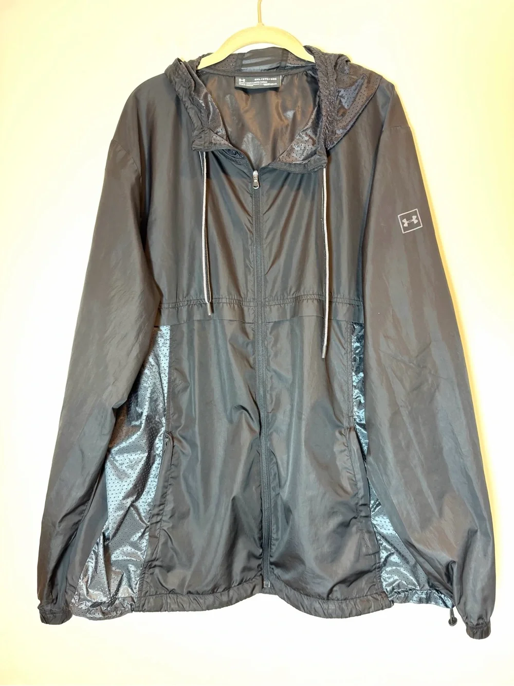Under Armour Men's Black Hooded Full Zip Heatgear Windbreaker Jacket 3XL
